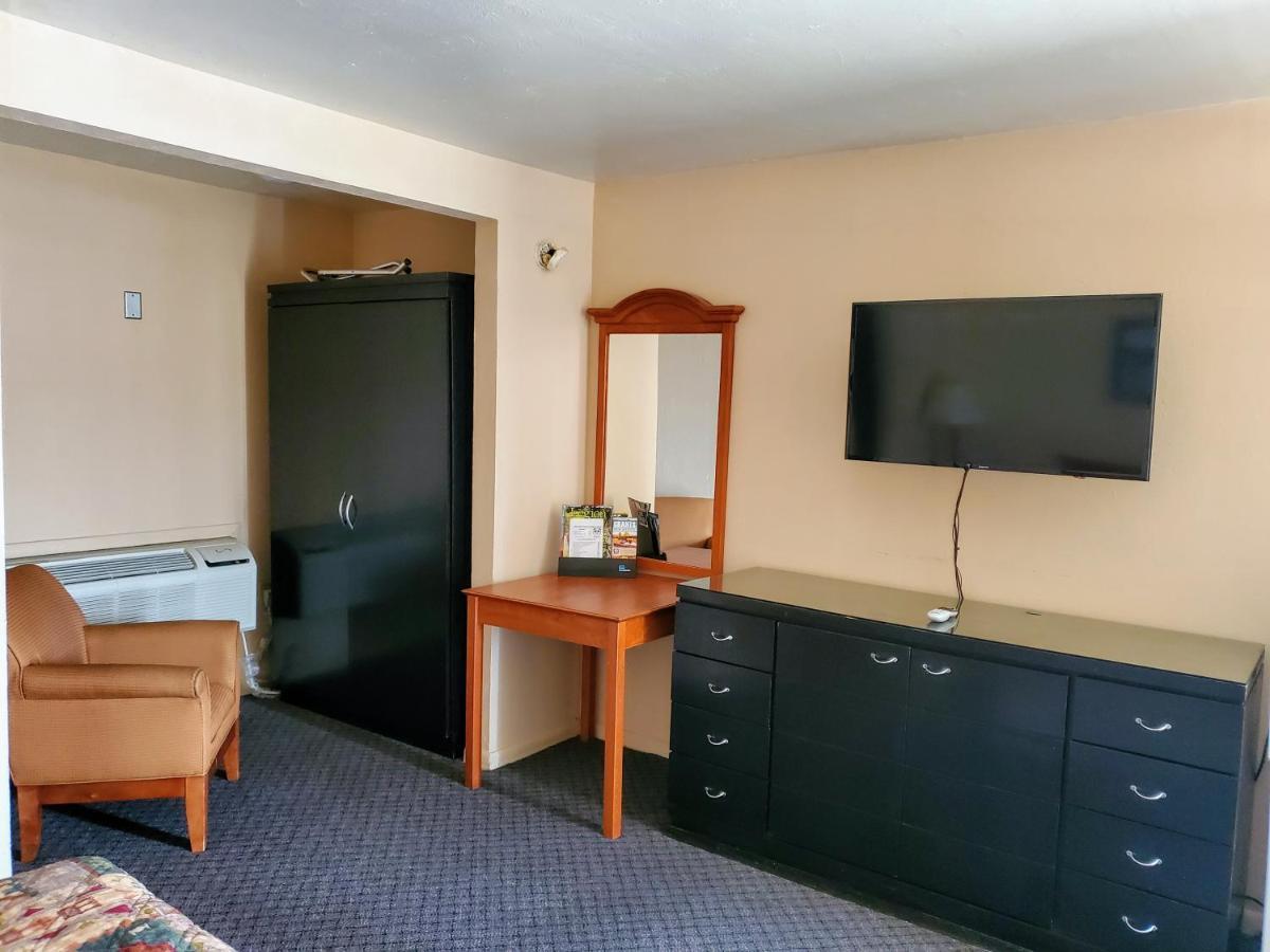 Sands Motel Grants Bagian luar foto