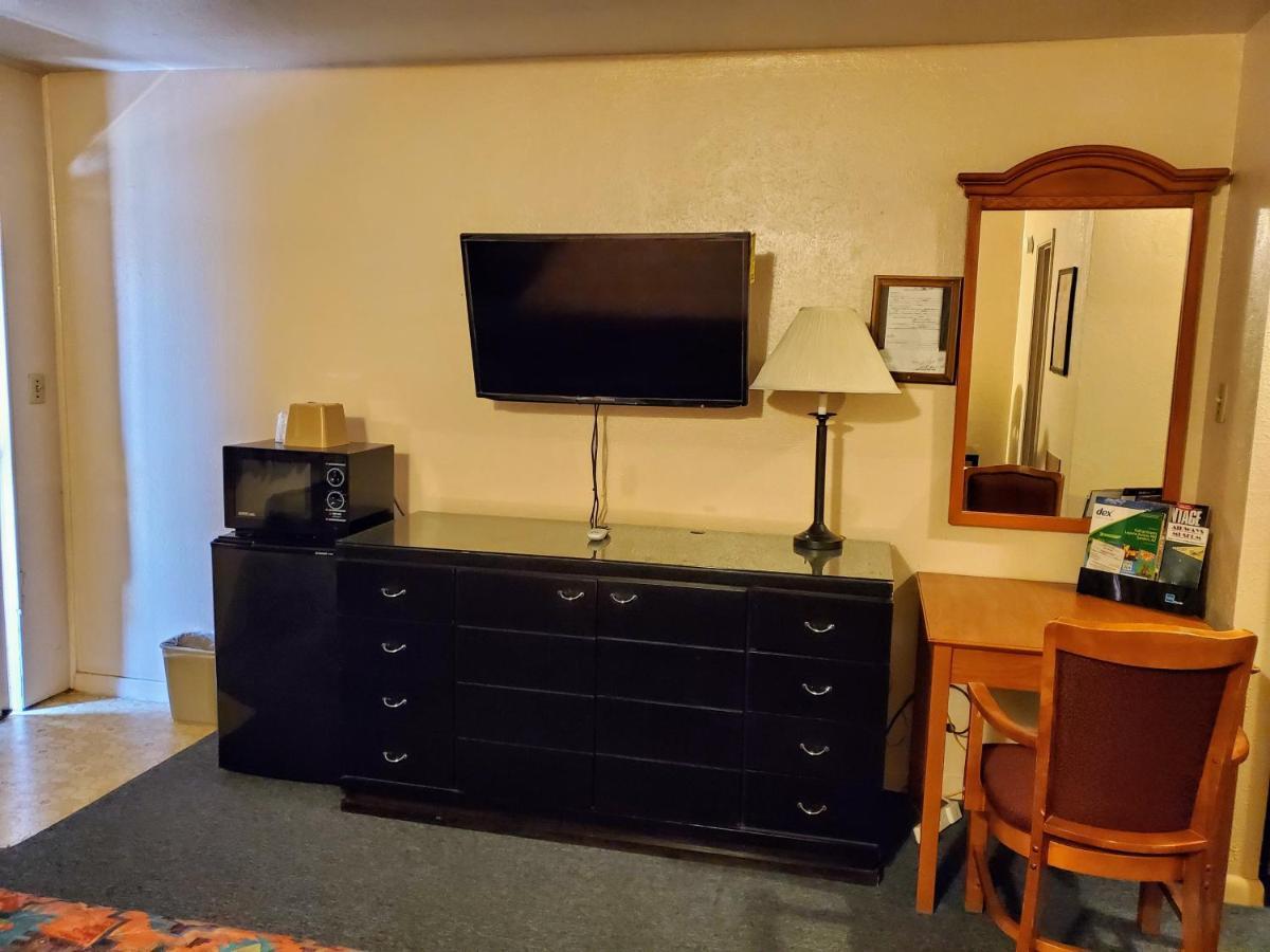 Sands Motel Grants Bagian luar foto
